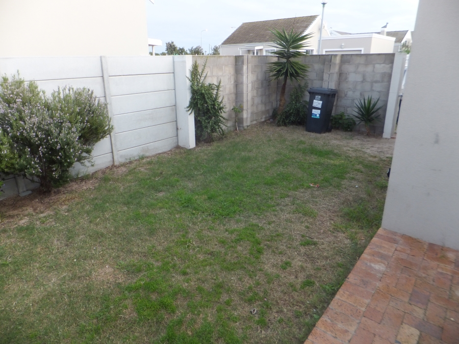 To Let 3 Bedroom Property for Rent in Sunningdale Western Cape